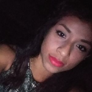 Meet your Posher, Violeta